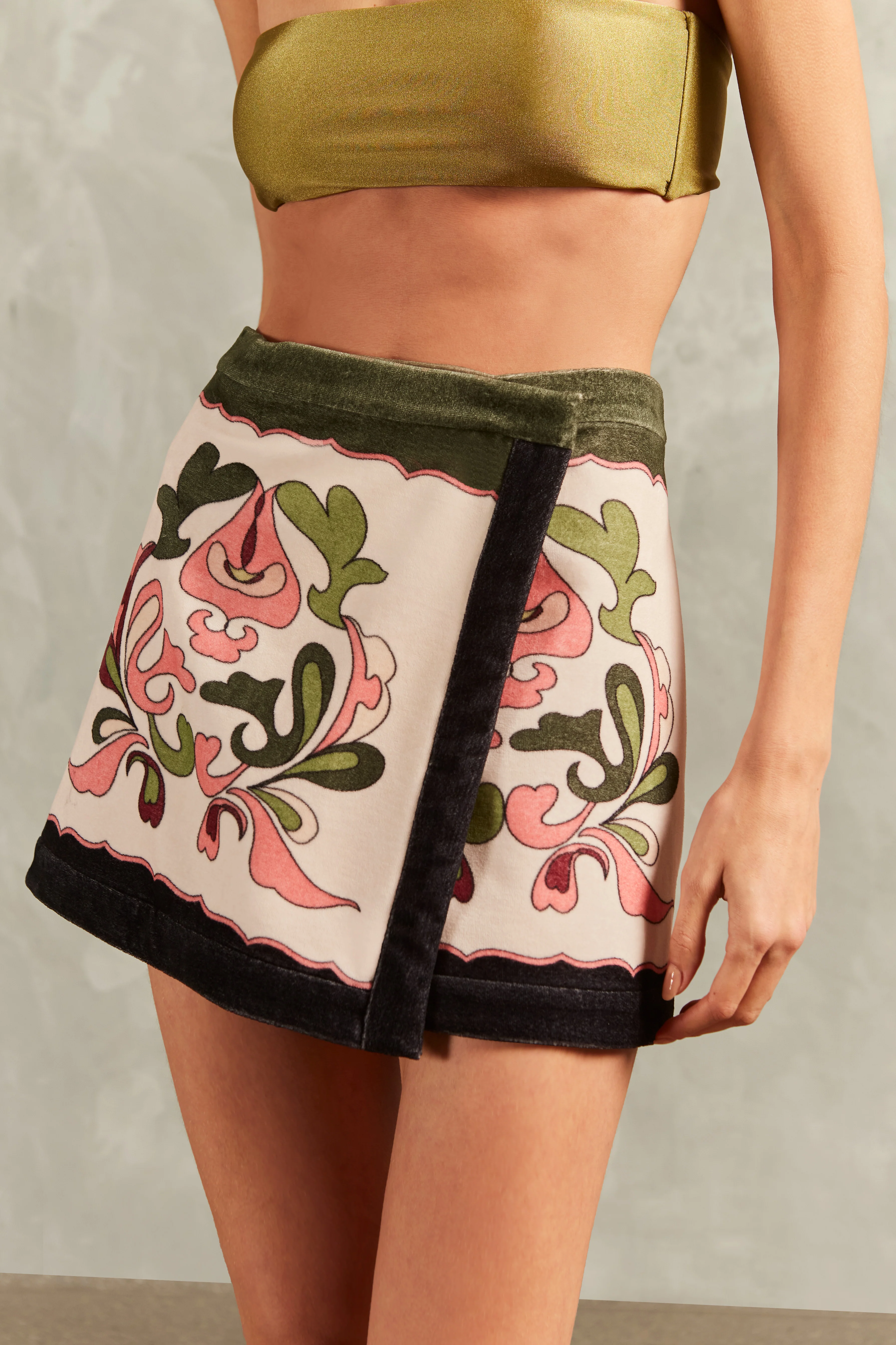 Inamorata Mini Skirt - Image 2